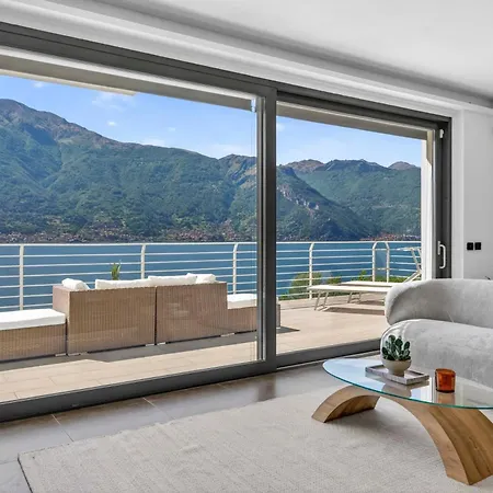 White House - Stunning Views Dorio
