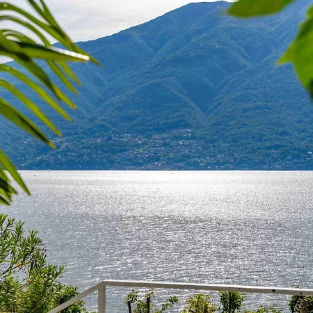 White House - Stunning Views * Dorio